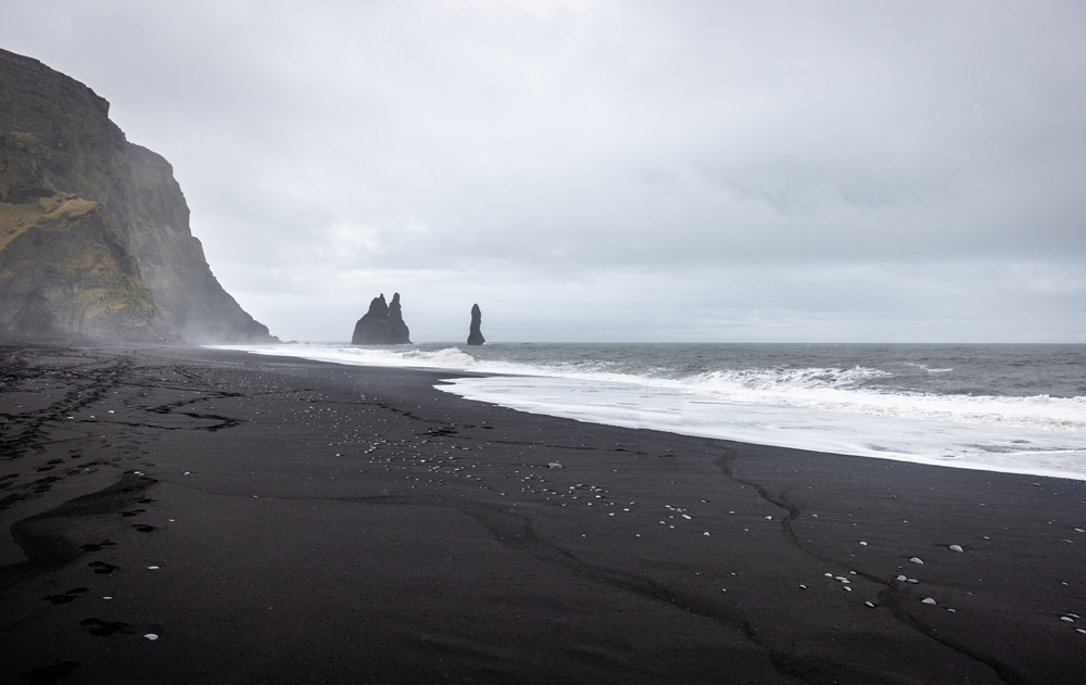 Schwarzer Strand in Island