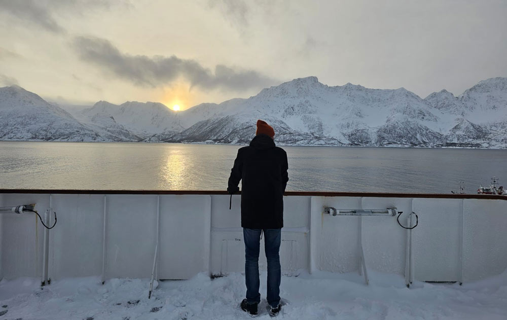 Nils Jenne auf einer Hurtigruten-Fahrt
